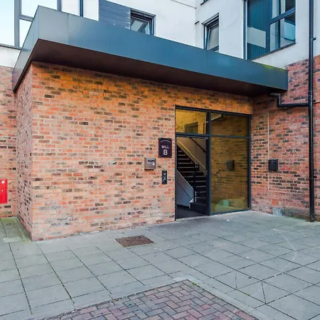 Apartment Riverside 2bed 2 Bath Fast Wifi