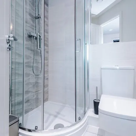 Apartment Riverside 2bed 2 Bath Fast Wifi Leeds (West Yorkshire)