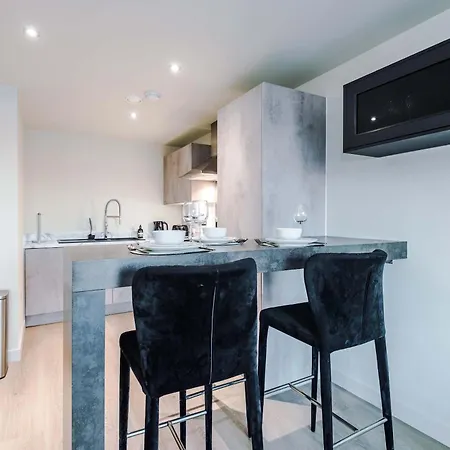 Apartment Riverside 2bed 2 Bath Fast Wifi